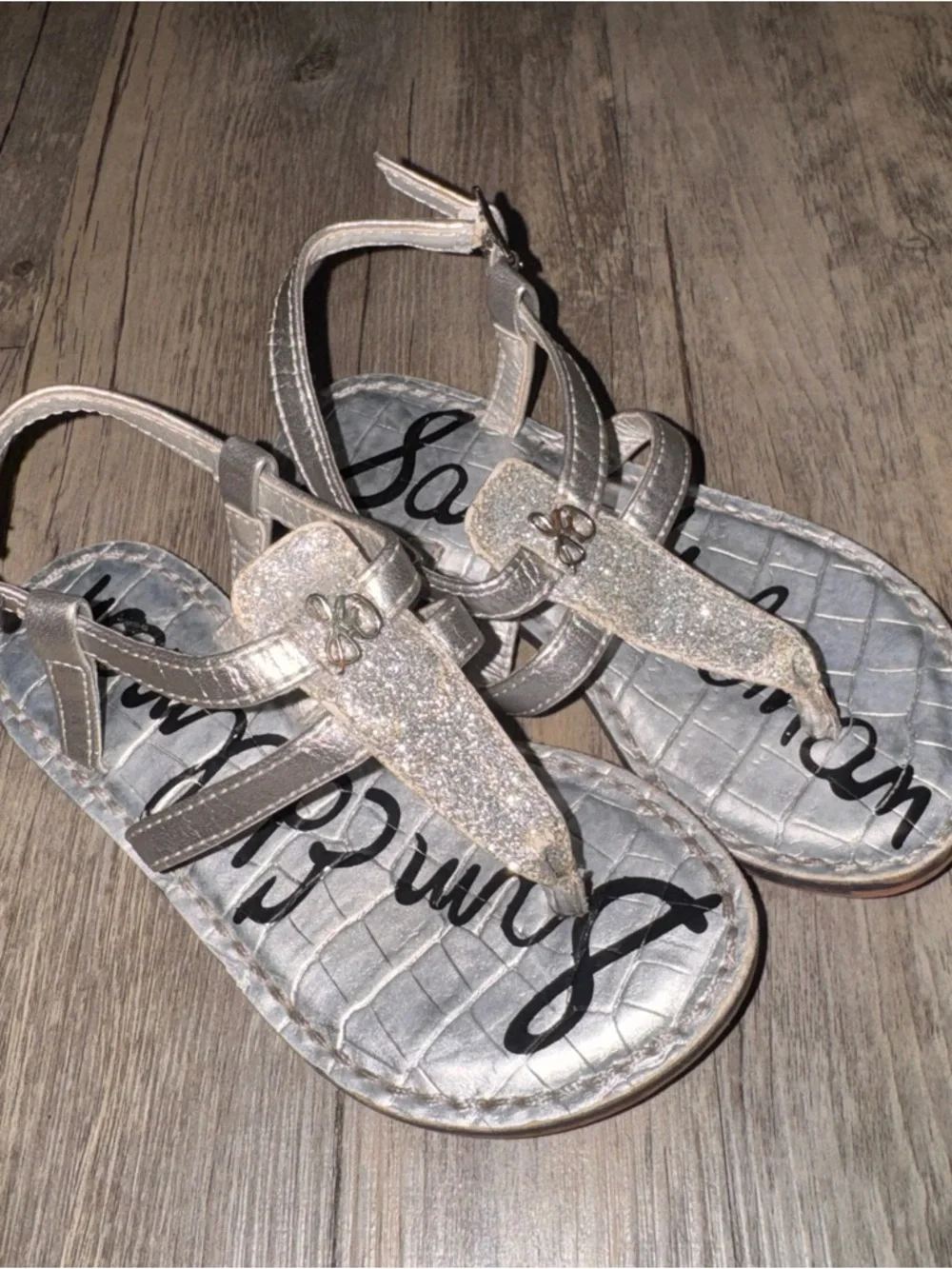 Sam Edelman Girls Silver Glitter T-Strap Sandals